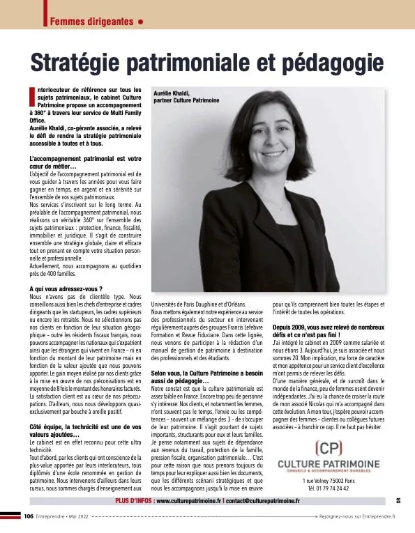 Une page de magazine présente un article intitulé Stratégie patrimoniale et pédagogie avec, à droite, la photo d'une femme en tenue de travail. Le texte traite des stratégies de gestion du patrimoine et indique les coordonnées de la personne à contacter au bas de l'article.
